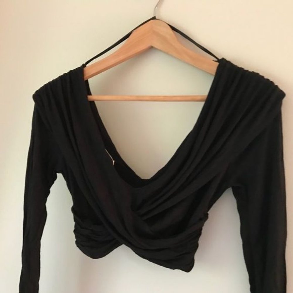 Poetry V Neck, Long sleeve Crop